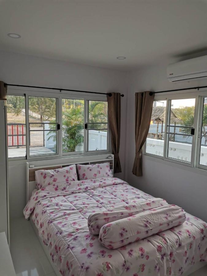 S&F Villa Сам-Рой-Йот Экстерьер фото